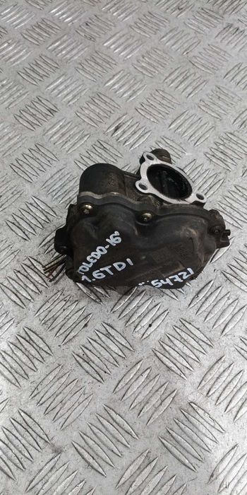 Дроселова клапа Seat Toledo 1.6TDI 2016г. 04B131501D