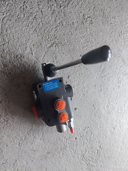 Distribuitor cu 1 maneta 80L/min