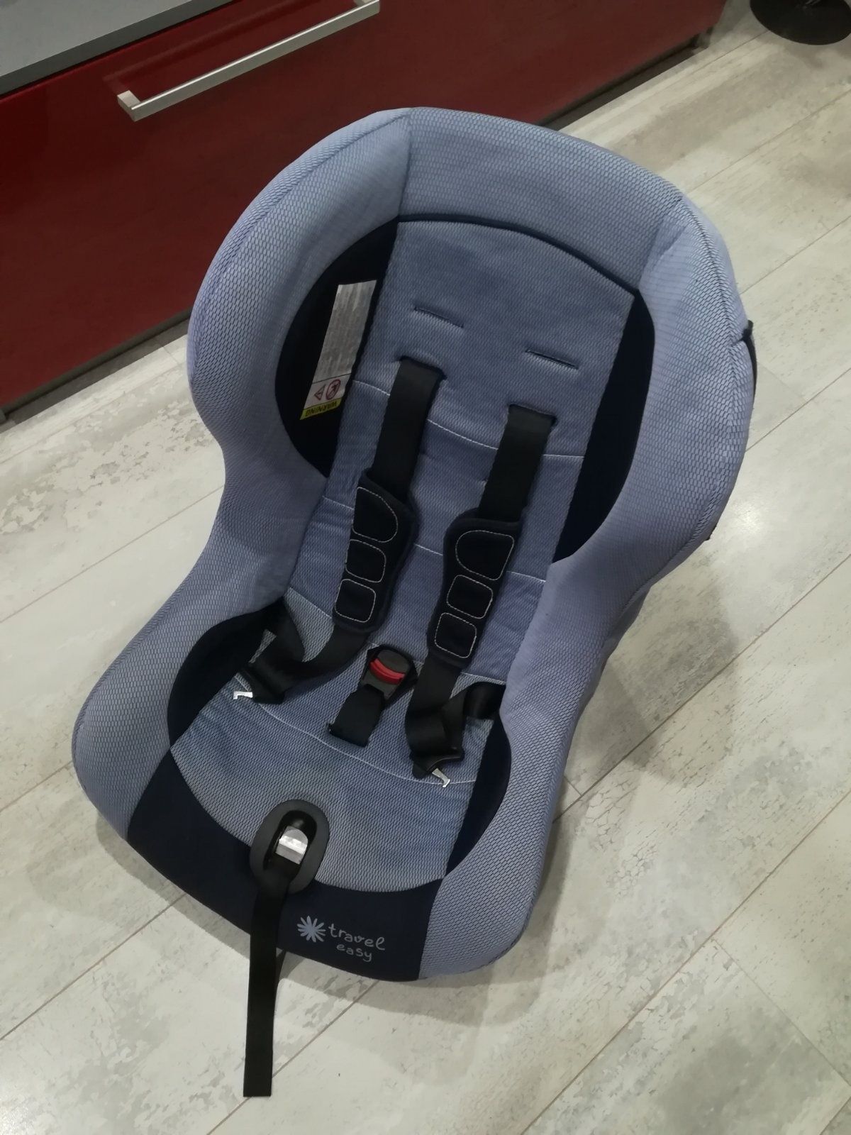 Бебешко столче за кола до 18кг/френско/ Travel easy