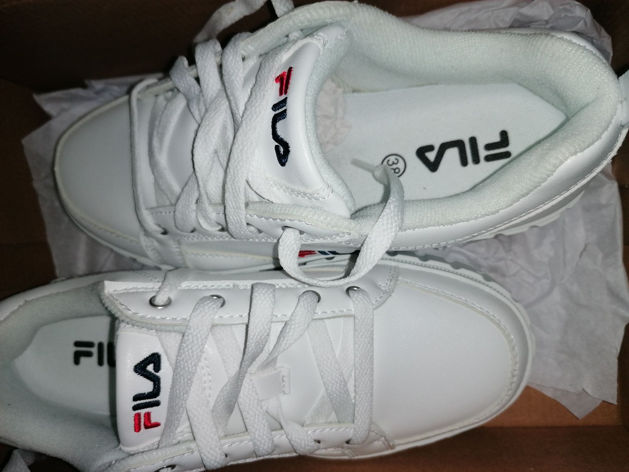 Adidas alb Sneakers Fila 38 noi în cutie
