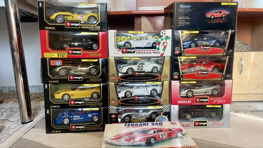 Machete Ferarri - masini 1/18 Bburago. MADE IN ITALY