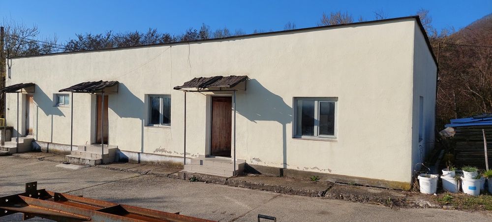 Vand/Inchiriez Hala Productie/Depozitare