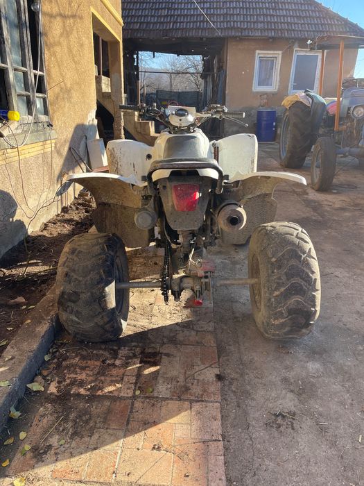 Vând quad 350 cc