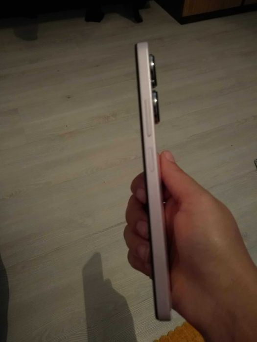 Продава се Redmi 13 128GB