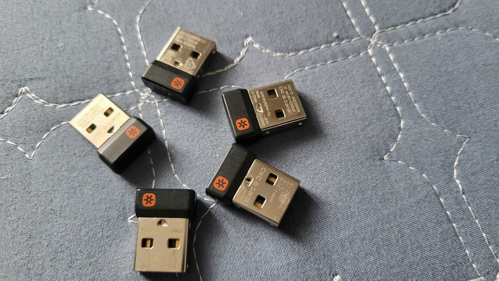 Logi & Logitech Stik Usb U0008 Adaptor tastatura Mause