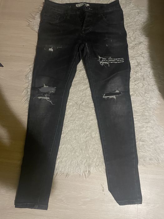 Vand blugi  negri de barabti. Marime S plata la livrare