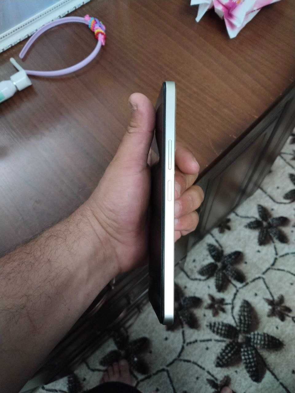 Телофон vivo y36