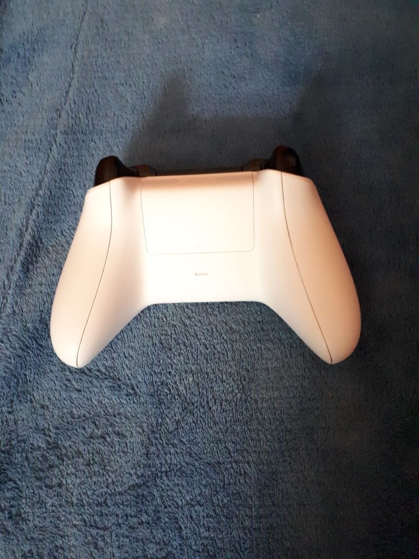 Maneta Xbox One White