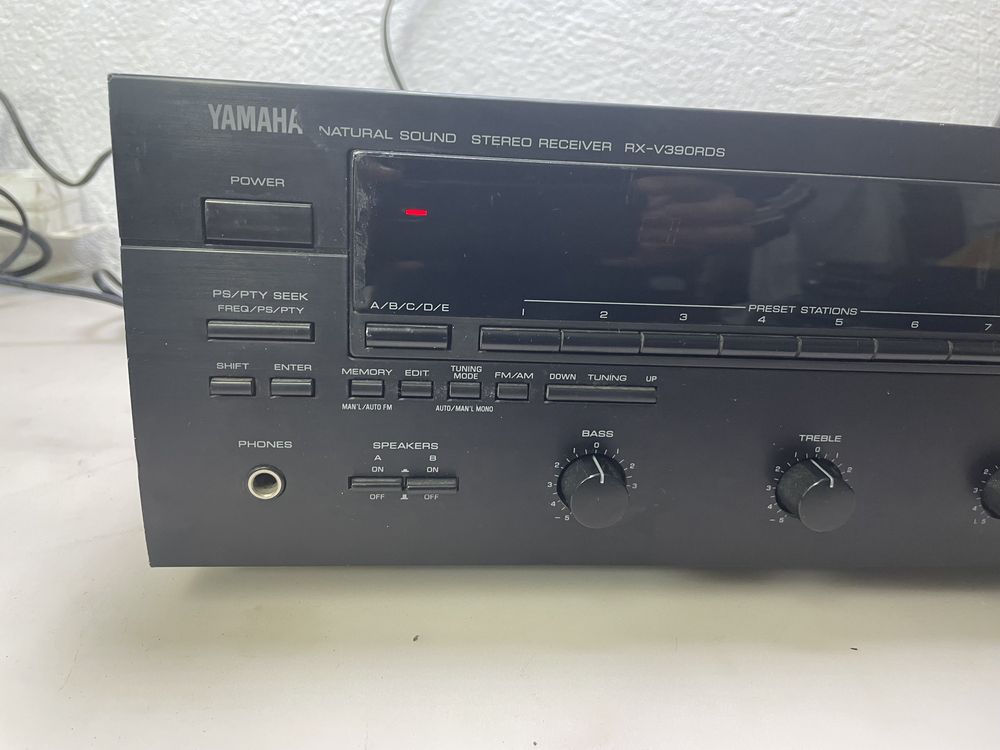 Amplificator Yamaha RX V390