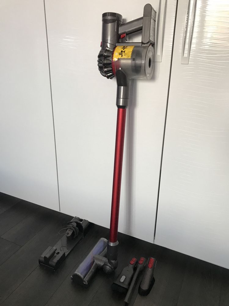 Dyson V7 Total Clean