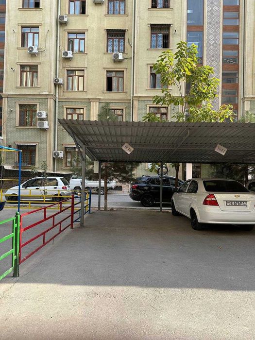 СРОЧНО ! Продается квартира вМирзоУлугбеке 2/8/8 (78 кв/м) Паркентский