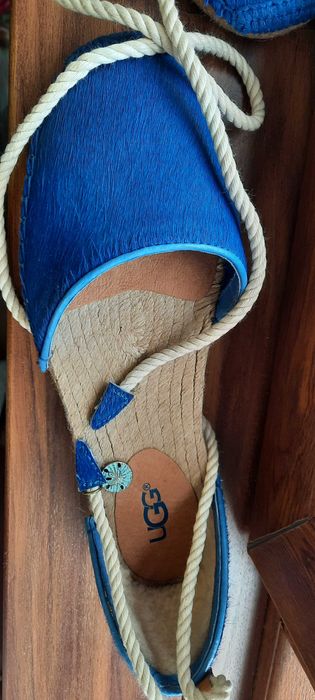 Vand espadrile UGG noi