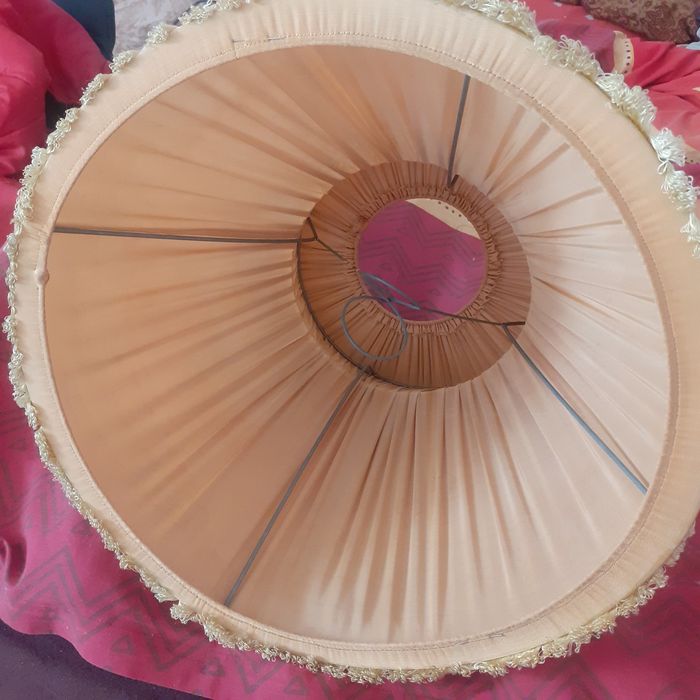 dantela și șnur macrame- fata de masa