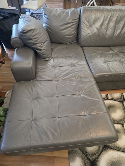 продавам кожен диван