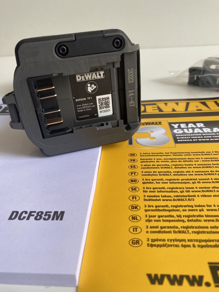 Импакт / Винтоверт DeWALT DCF85M McLaren 18V Brushless