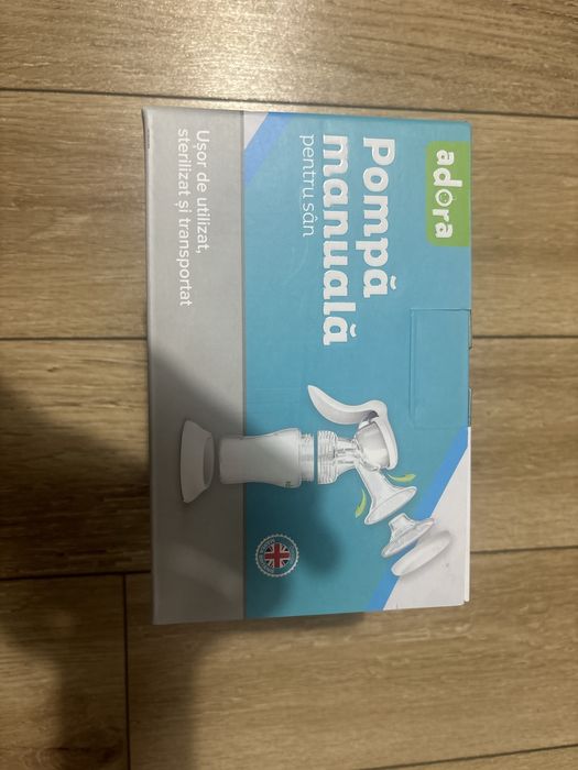 Pompa manuala pentru san Adora