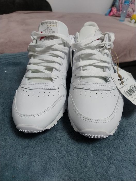 Adidași Reebok  noi