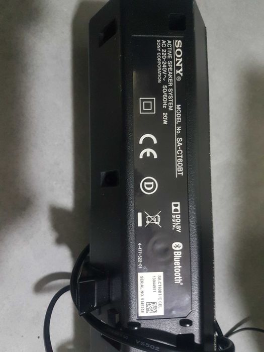 Soundbar Sony cu subwoofer incomplet