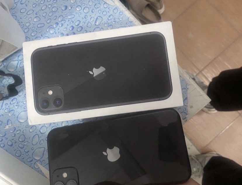 Iphone 11 с каробкой