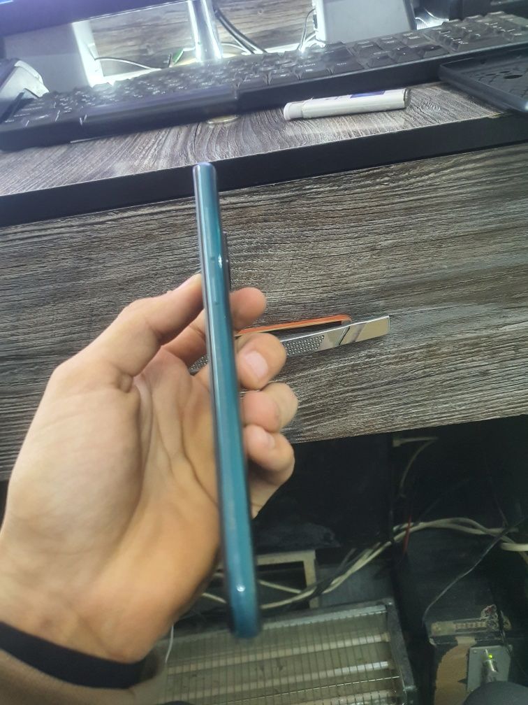 Redmi not 9   4/64