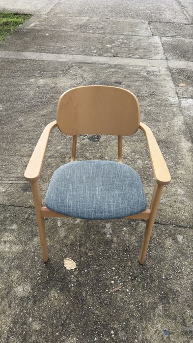 Трапезарни и градински столове