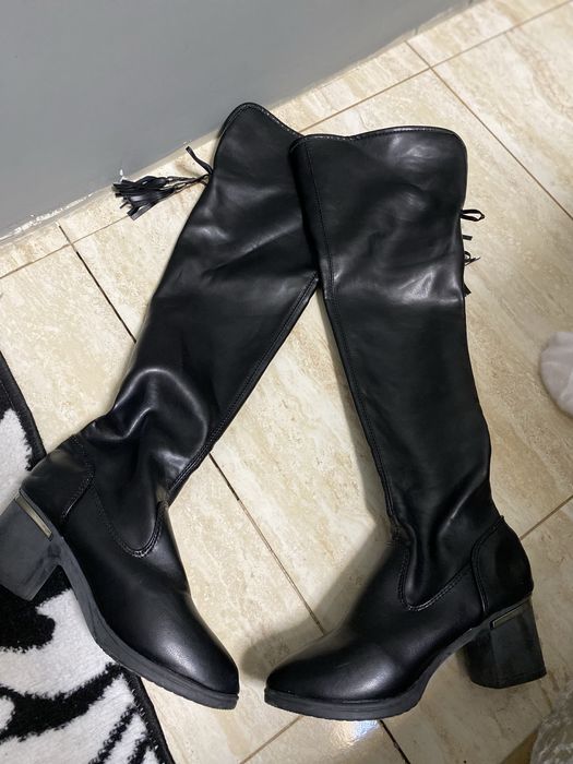 Дамски зимни ботуши .36 размер