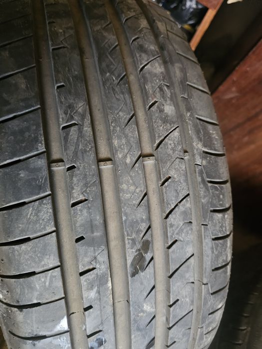 Продавам Гуми 215/55/17