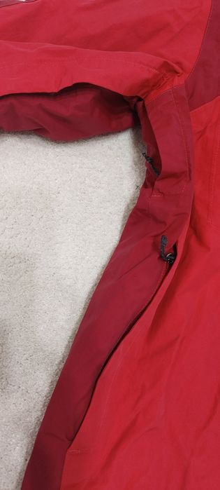 Geaca pentru barbati The North Face 2 în 1 în state foarte bună!