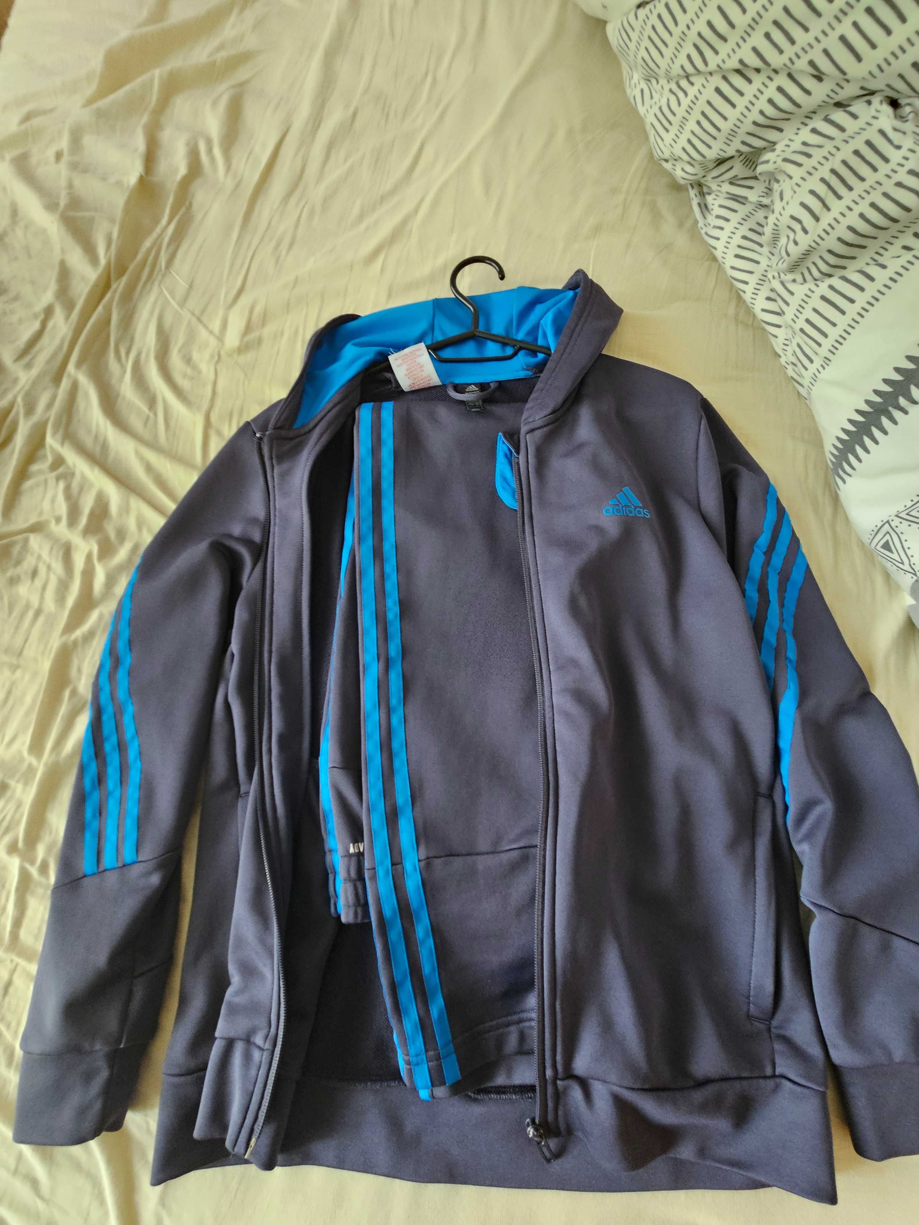 Продавам Анцунг Adidas