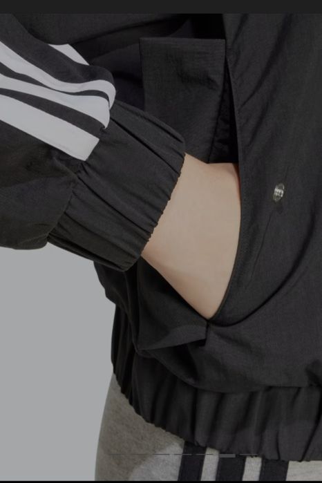 Яке бомбър Essentials 3-Stripes JD5317 Черен Loose