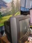 Телевизор LG 2500тг