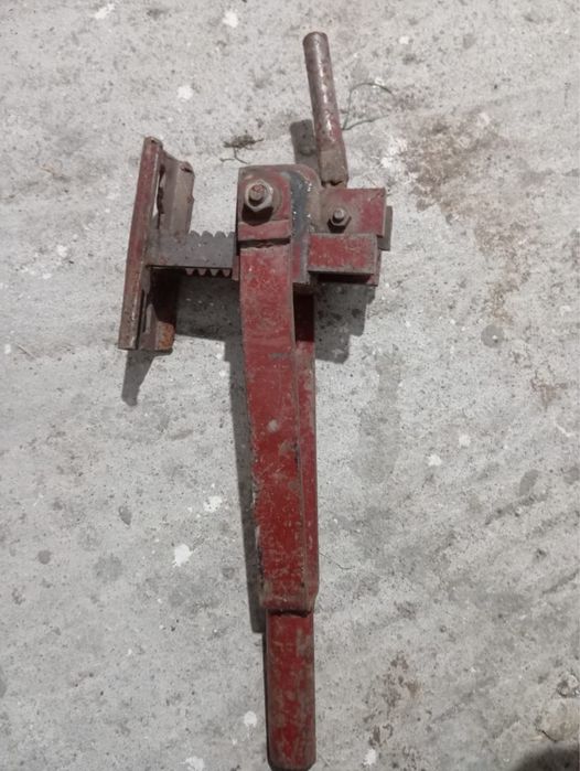 Piese pentru strâns cofrage