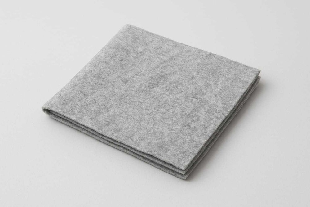 Vând folie PVC specială pentru iaz + geotextil