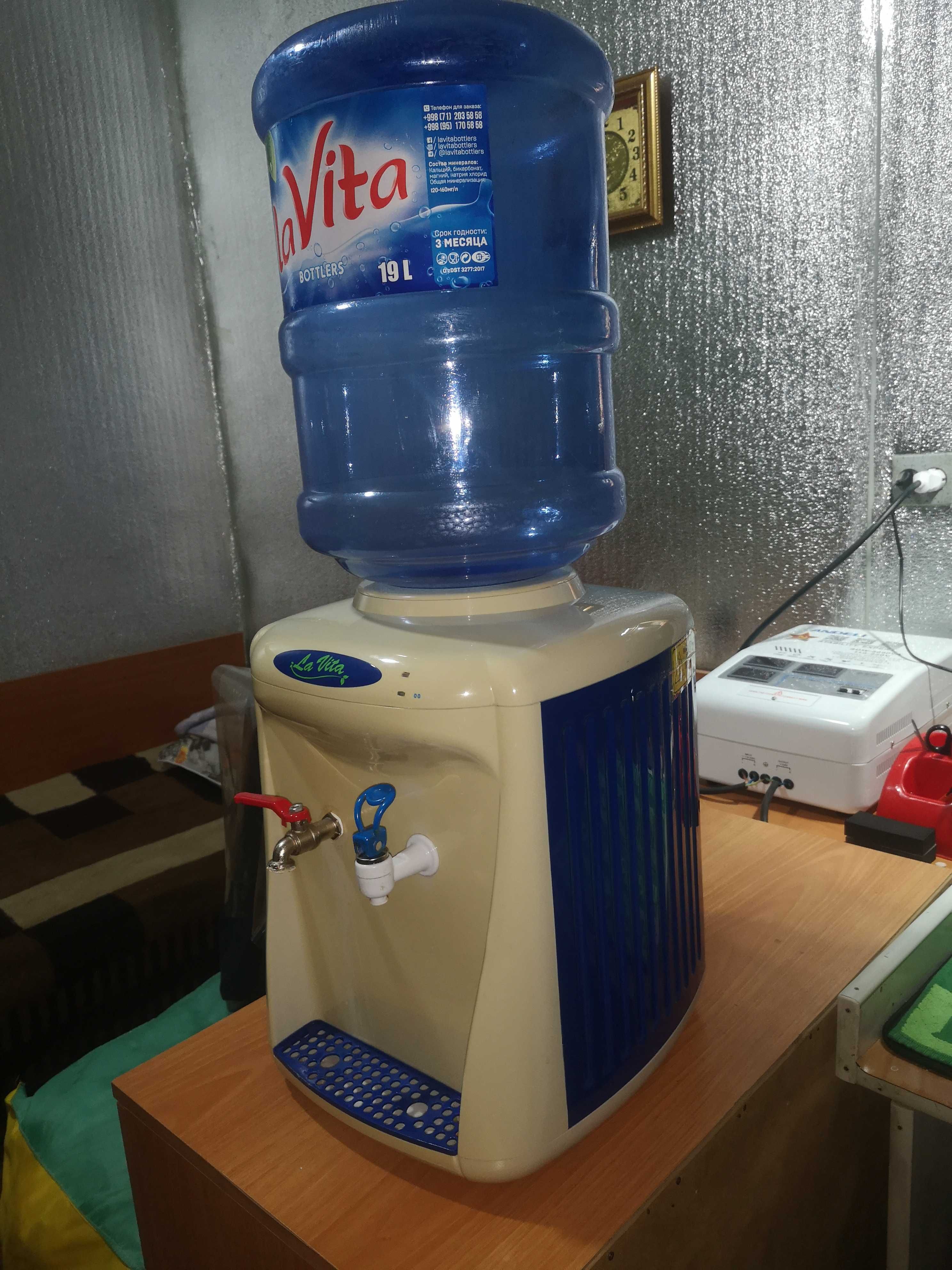 настольный кулер для горячей и холодной воды