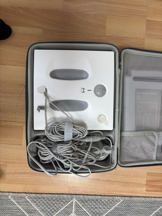 Робот за миене на прозорци hut W66