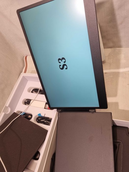 Monitor portabil Teamgee S3 pachet complet resigilat amazon