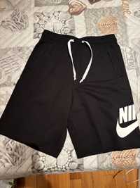 Nike Къси Панталони
