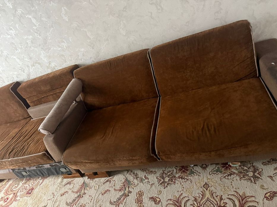 Диван сатылады СРОЧНО