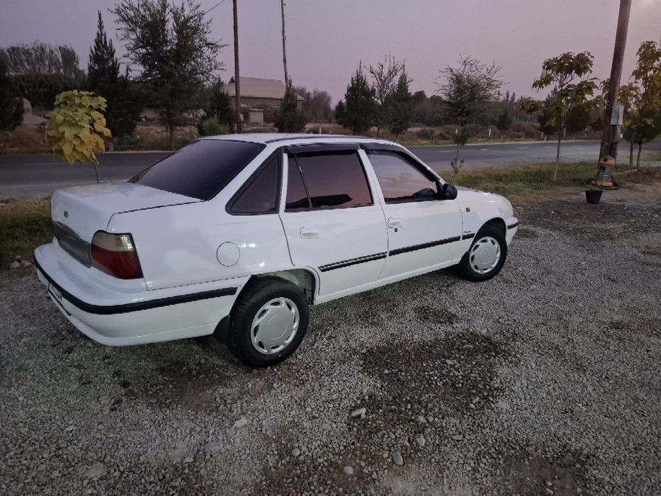 Nexia 1 sotiladi. Holati yaxshi