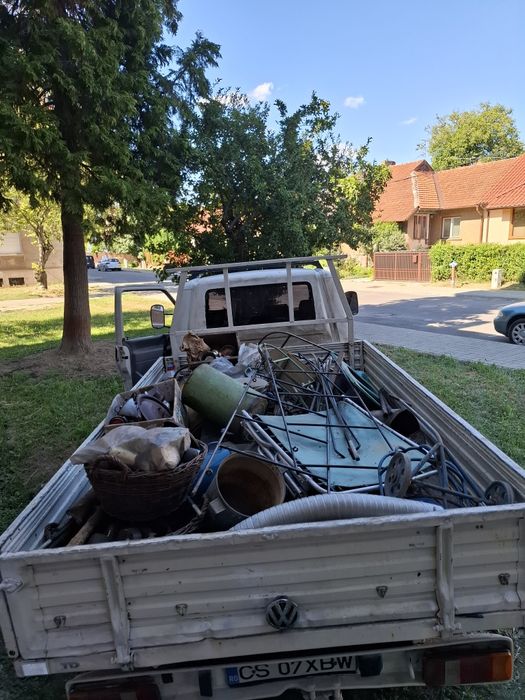 Debarasari apartamente moloz etc.