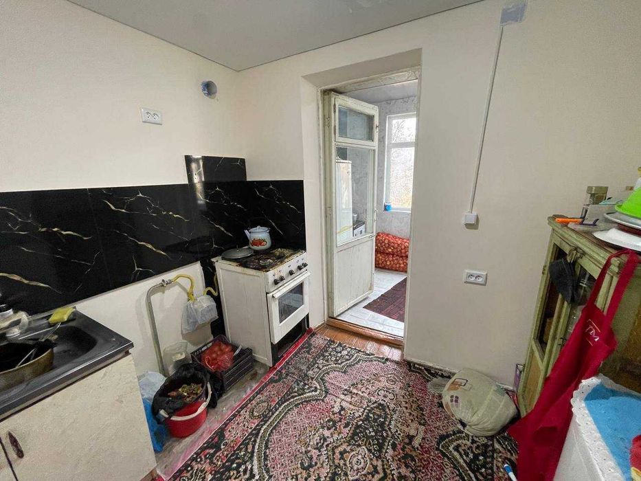 Срочно 2 хонали квартира сотилади №371