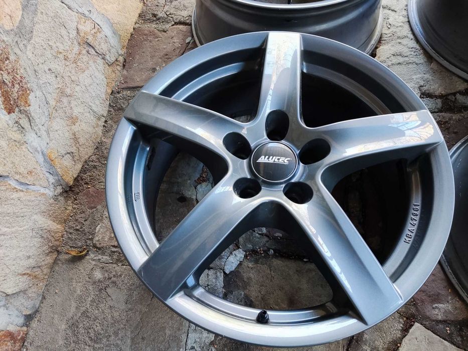 5x114,3  18 цола лети джанти 5х114,3 Alutec Kia Hyundai Mazda