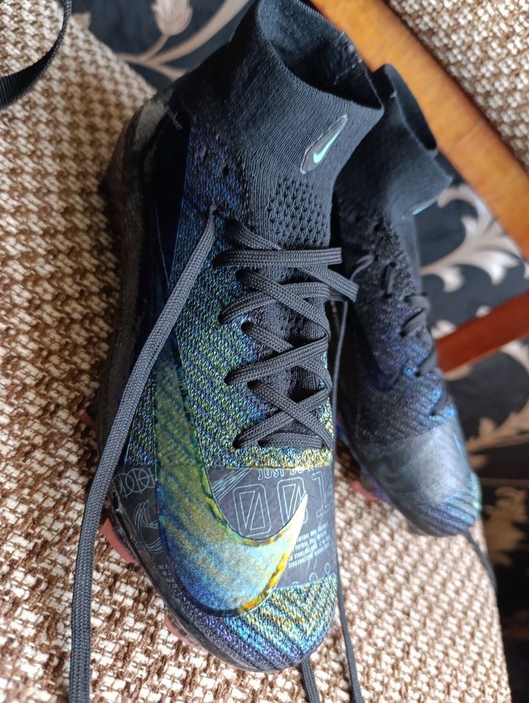 Стильные бутсы Nike, размер 36.5-37