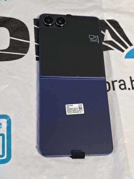 КАТО НОВ 256GB Samsung Z Flip 7 Гаранция от ЗОРА до 2027 Blue Shadow