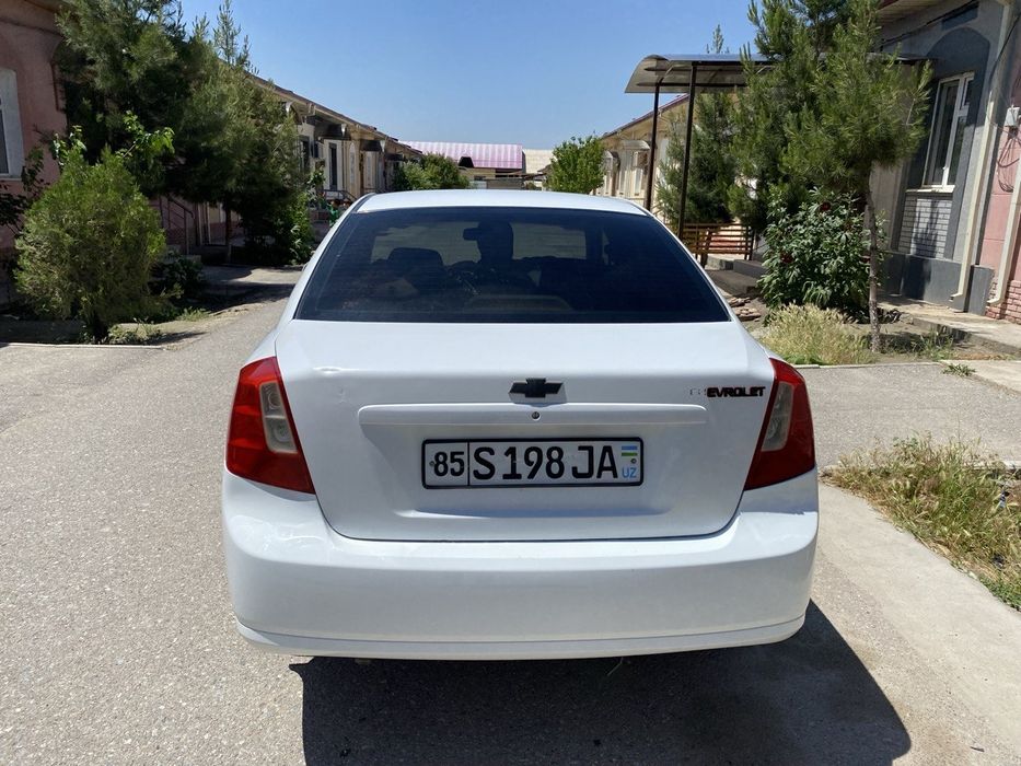 Lacetti 1.8 avtomat lyuks kanditsaner