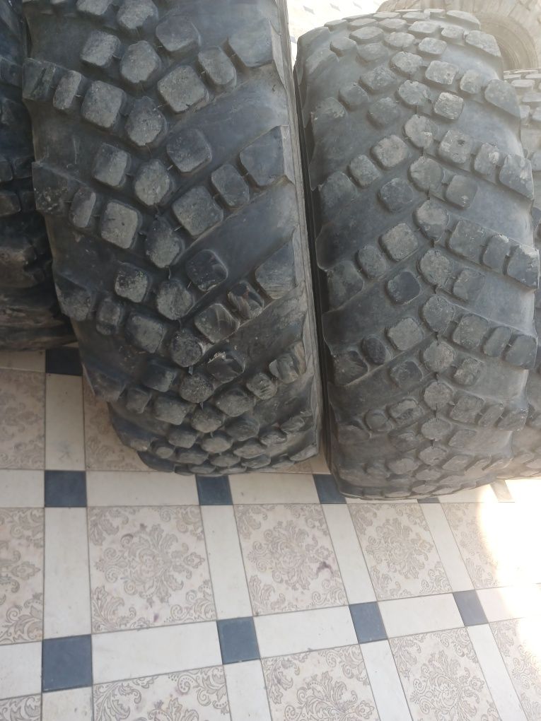 425/85R-21 xolati yaxshi.