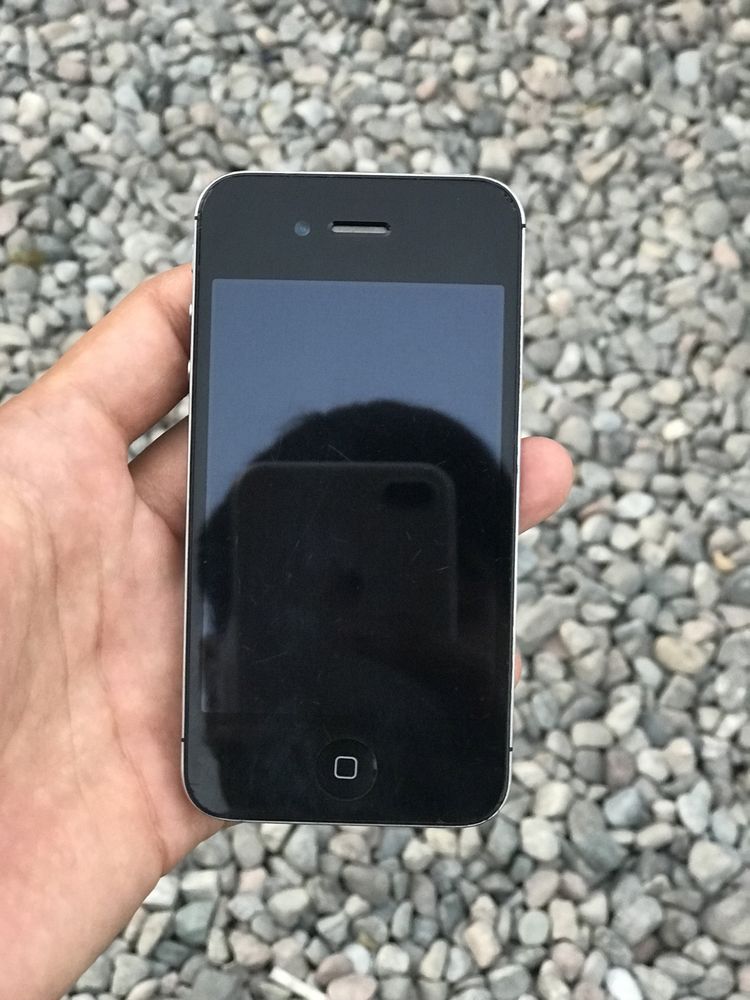 Iphone 4 black legenda