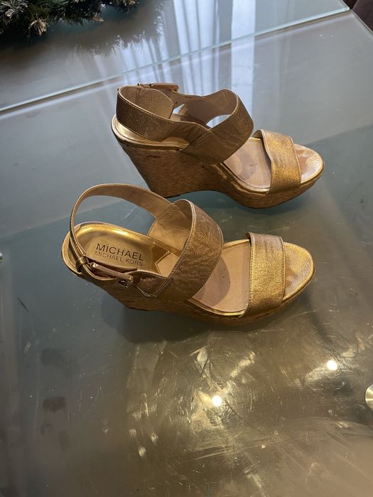 Италиански маркови обувки