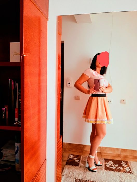 Fuste cu motive tradiționale