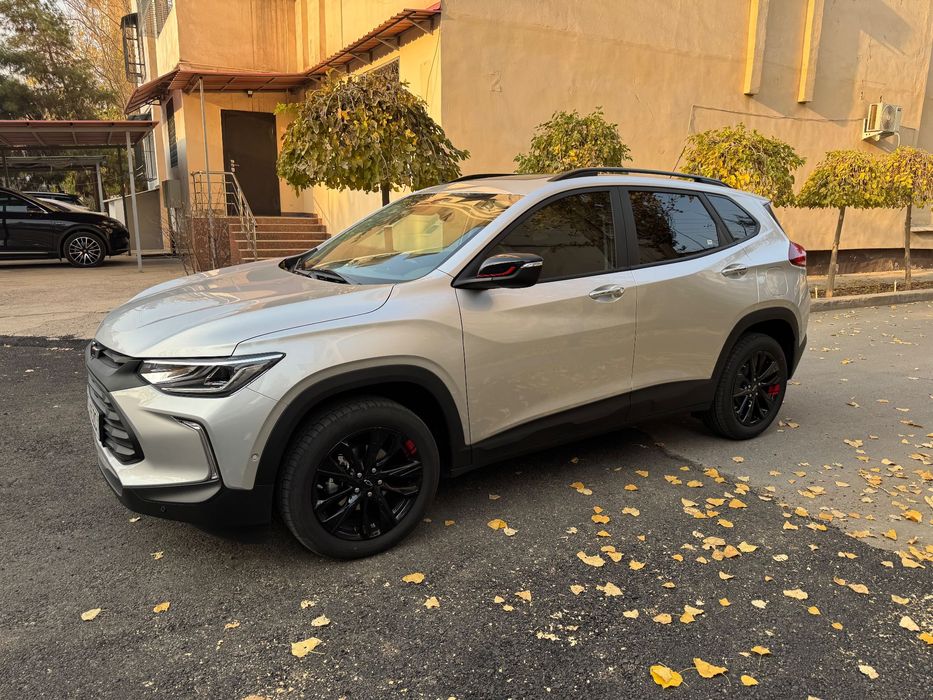 Tracker red line 2025 11 тыс пробег